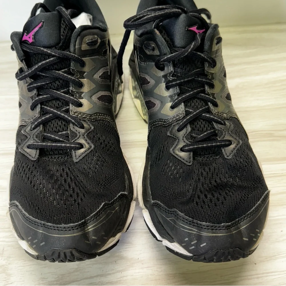 Mizuno Wave Horizon 3 Sneakers Womens 8.5 Black Fitness Running Shoes J1GD192655